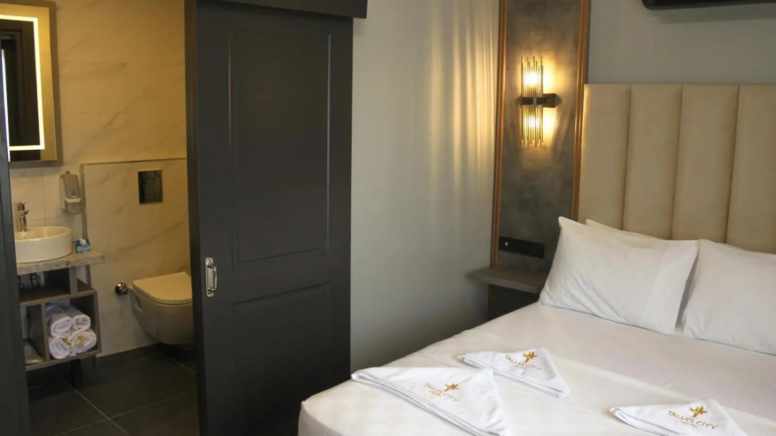 Talles City Hotel Izmir 0*,